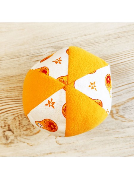 Мяч Малышок с погремушкой цвет желтый, Мякиши 105