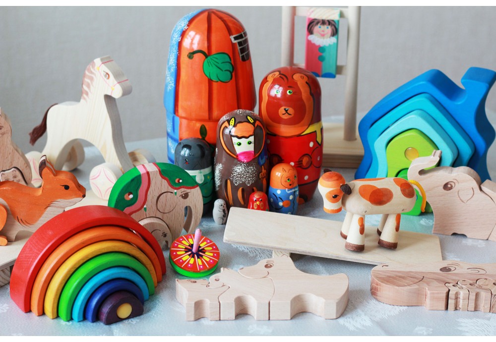 Куклы и игрушки из разных материалов