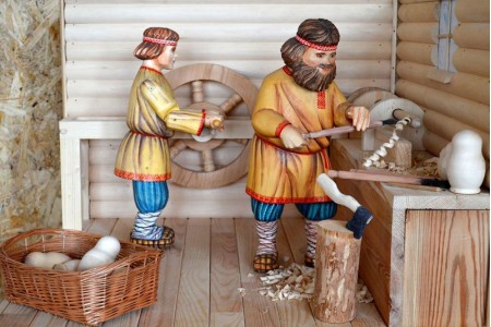Деревянные игрушки из России